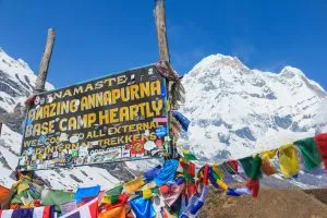 Il picco dell'Annapurna: Una vista maestosa durante l'indimenticabile ABC Trek
